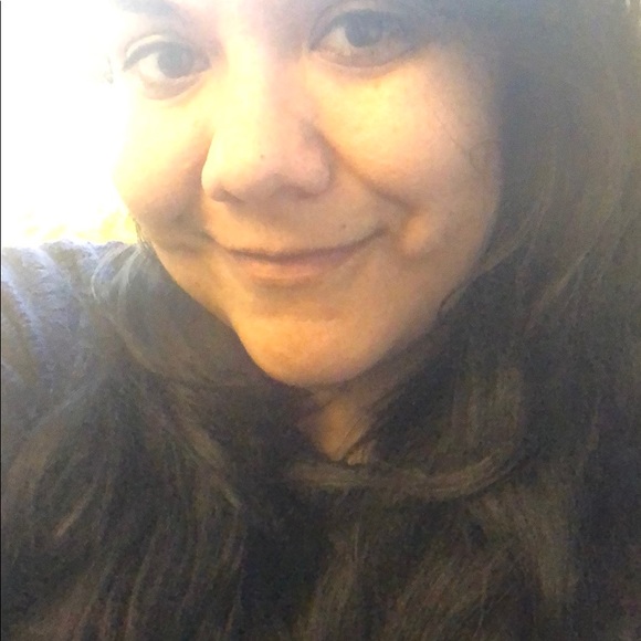 Meet your Posher, Vanessa - Picture 1 of 1
